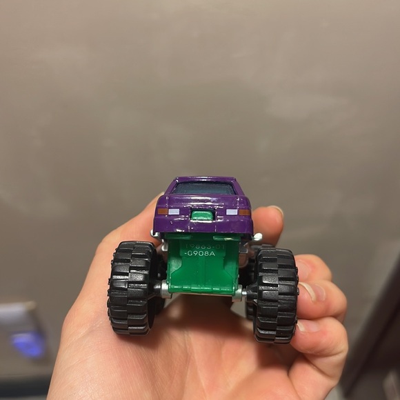 4x4 express wheels toy car - Picture 5 of 7